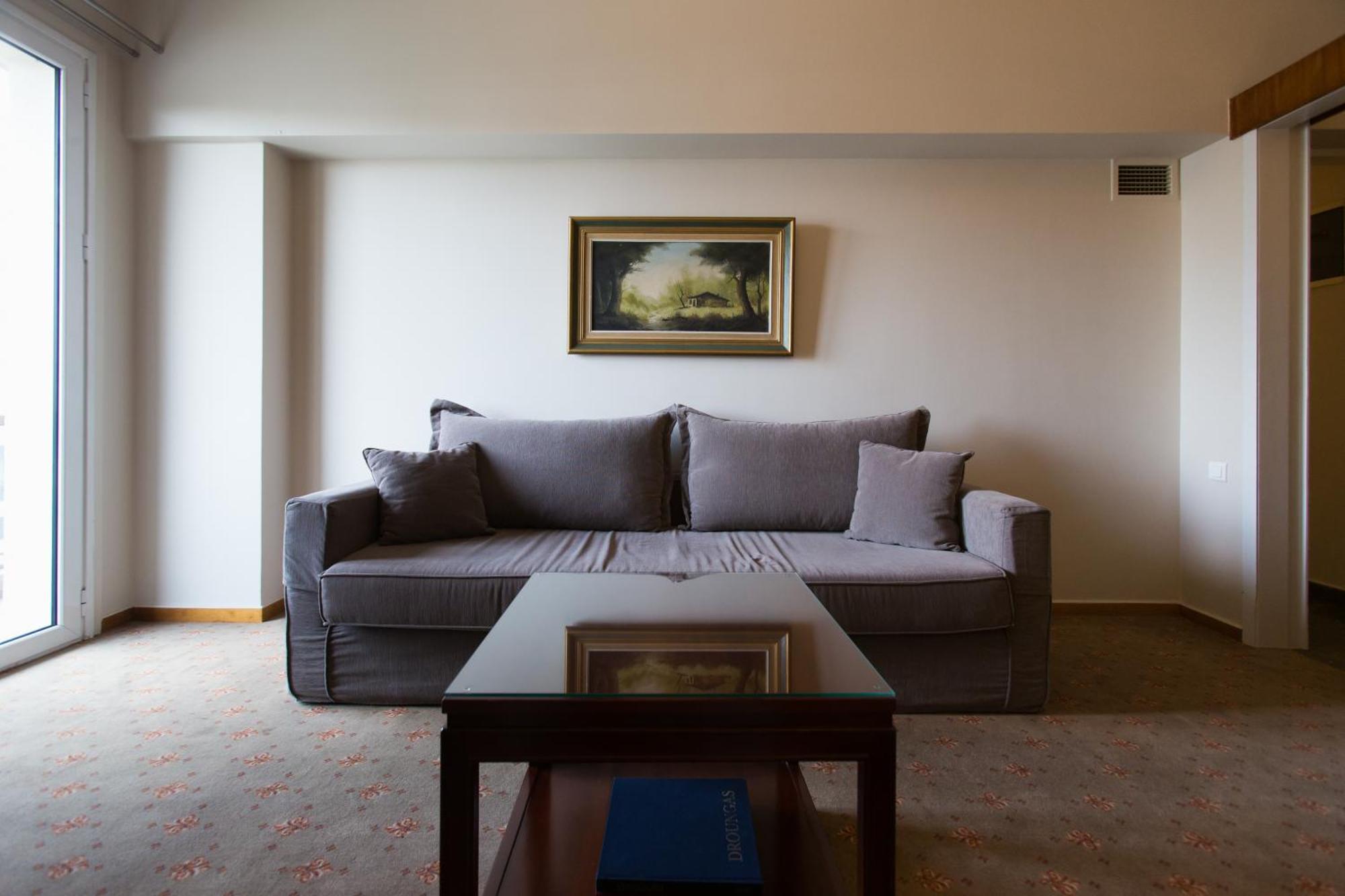 Delice Hotel - Family Apartments Atenas Exterior foto