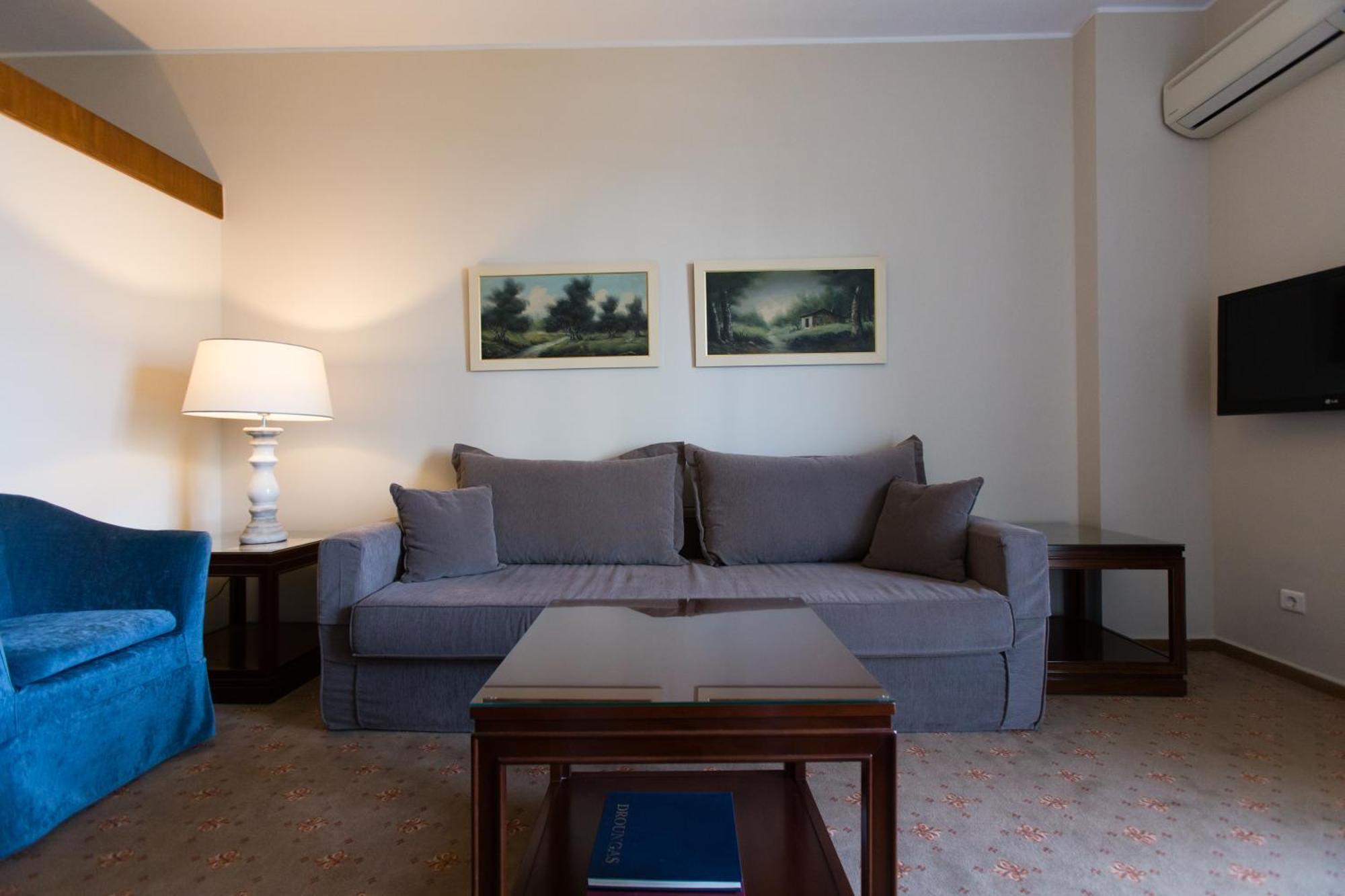 Delice Hotel - Family Apartments Atenas Exterior foto